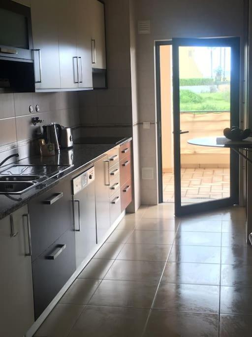 3 Bedroom Apartment With Pool In לאגוּ‏ש מראה חיצוני תמונה
